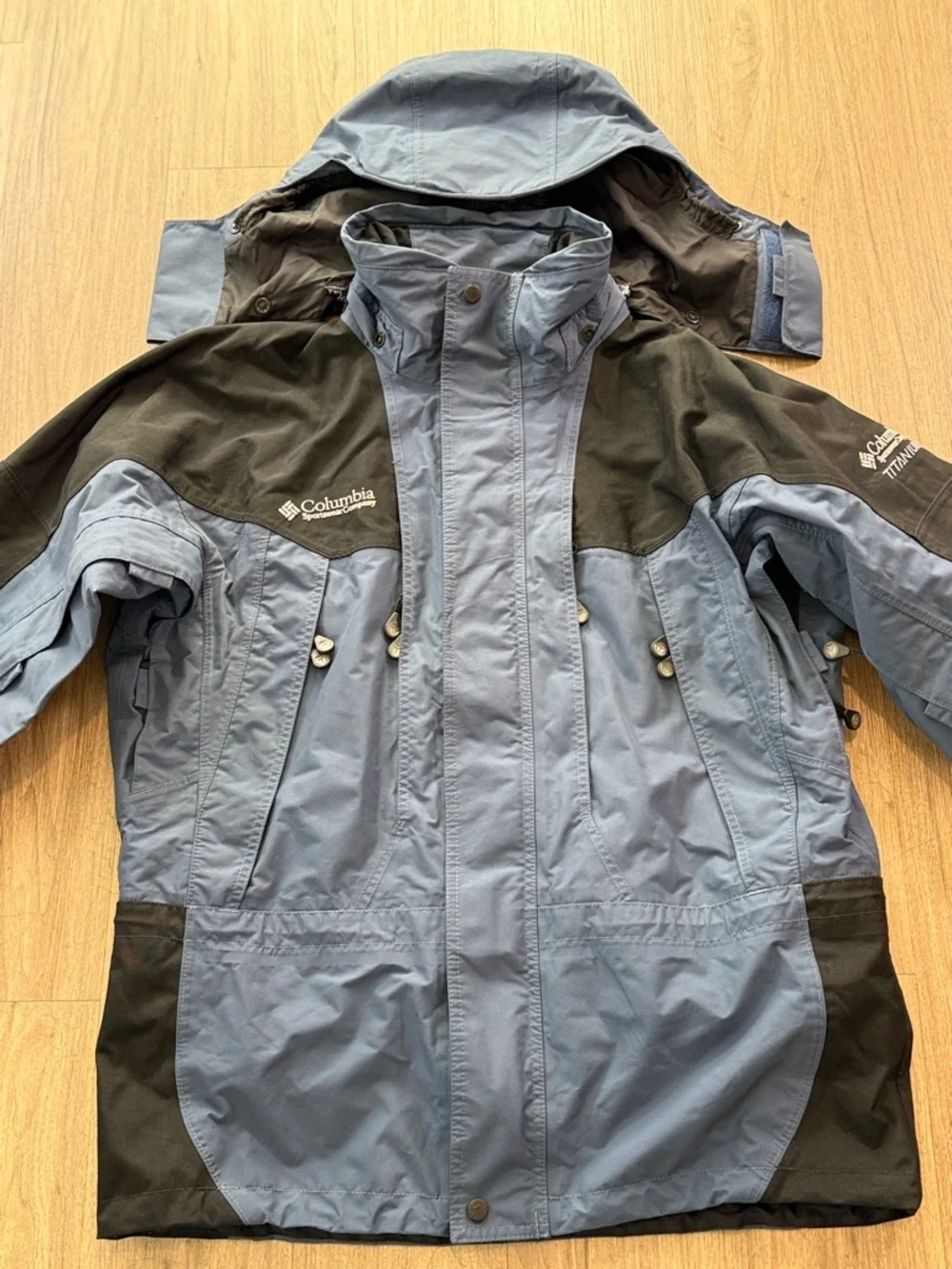 Columbia Men's Slate Blue and Black Ski Jacket, Size M